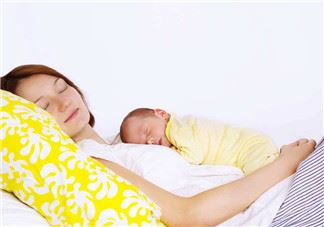 喂养母乳不舒服怎么办 如何防止乳房变硬乳腺发炎