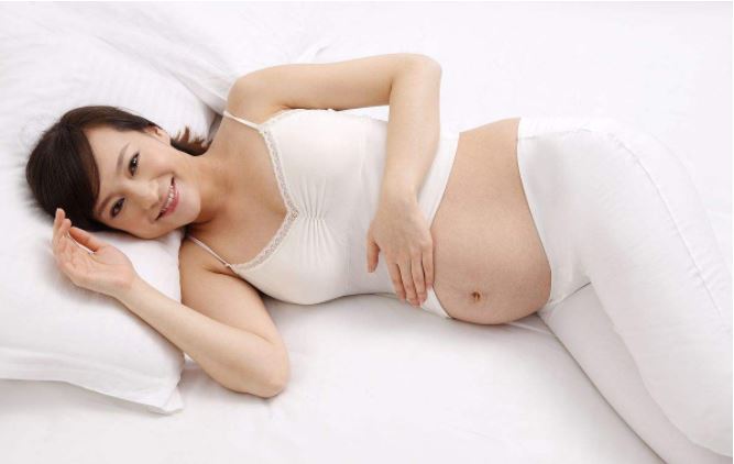 孕期怎样睡姿最好 孕期睡姿有讲究