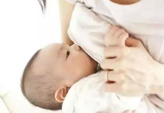 母乳喂养的好处有哪些 吃哪些食物可以多产奶