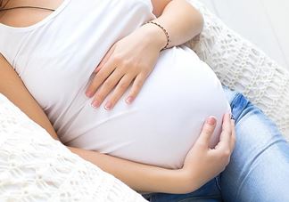 孕妇感染新型冠状病毒能顺产吗 孕妇感染新型肺炎顺产有什么风险