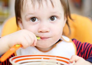 孩子什么时候可以看电视 孩子看电视的最佳时间