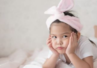 孩子不愿意分享怎么引导 不愿意分享正确引导方法