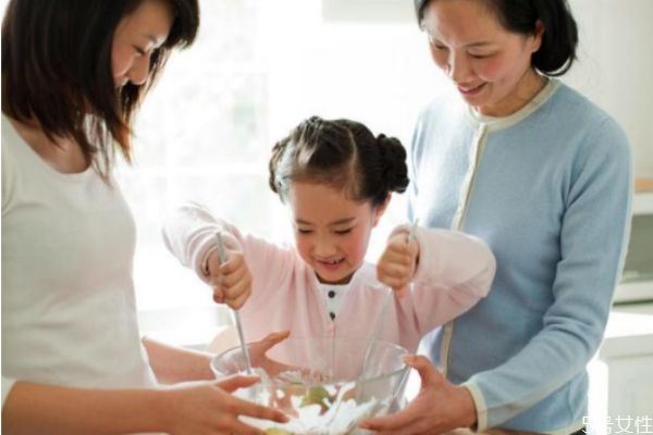 婆媳带娃矛盾如何缓解 怎样处理婆媳带孩子问题