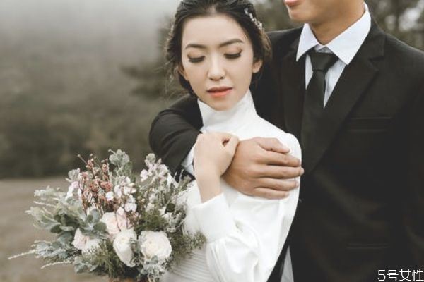 二婚结婚怎么举行婚礼 二婚要办结婚证的流程