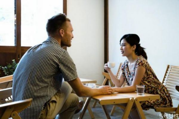 刚离婚都是怎么度过的 离婚痛苦期五个阶段