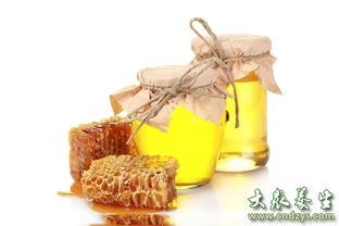 喝蜂蜜减肥（探讨蜂蜜减肥的科学性和食用方法）