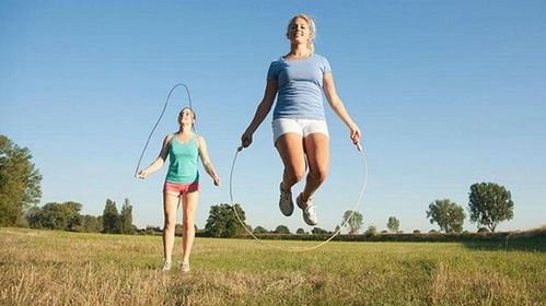 跳绳怎么减肥：科学有效的瘦身方法
