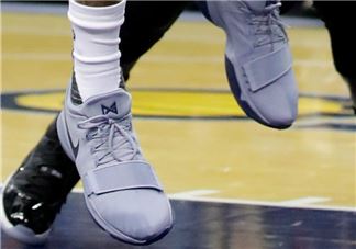 nike pg1 glacier grey正品多少钱？耐克泡椒1代新配色冰川灰价格