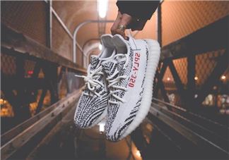 adidas yeezy 350 v2 boost zebra白斑马多少钱？