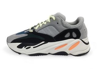 yeezy runner 700多少钱？侃爷复古跑鞋专柜价格