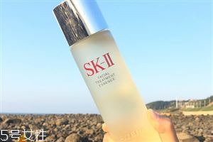 角质薄可以用sk2神仙水吗？sk2神仙水是日本的