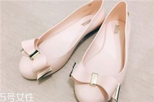 melissa果冻鞋尺码准吗？少女心炸裂的公主鞋