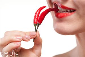 开眼角后哪些食物要忌口？开眼角后吃这些能促进伤口修复