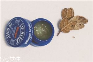 blistex碧唇小蓝罐唇膏孕妇可以用吗？孕妇避免使用