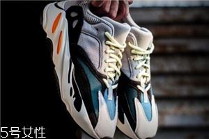 yeezy 700开箱测评 yeezy 700上脚脚感怎么样