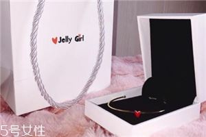 jelly girl爱心开口手镯多少钱_在哪买？