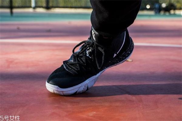 nike kyrie 5欧文5实战测评 不能错过的上脚报告