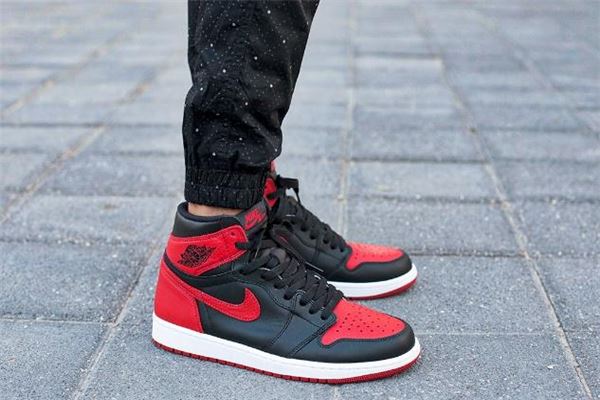 aj1禁穿和小禁穿区别 经典不可替代