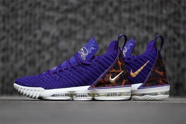 nike lebron16詹姆斯16真假对比 假货一眼认出