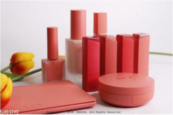 vdl pantone联名系列彩妆 vdl pantone living coral