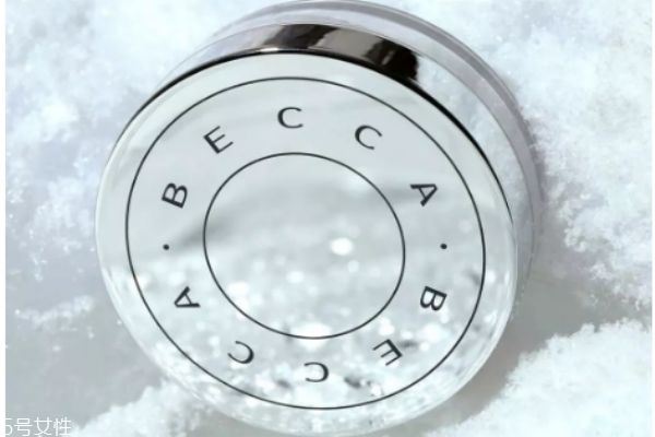 becca水散粉适合油性肤质吗 becca水散粉使用感受