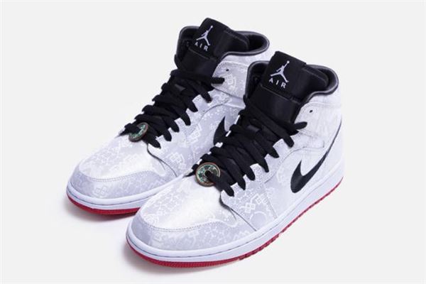 aj1白丝绸撕开来是什么样的 aj1白丝绸怎么撕开