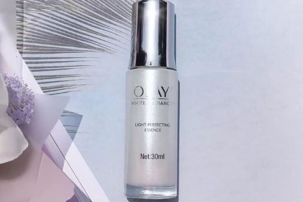 olay光感小白瓶的功效 olay光感小白瓶使用方法