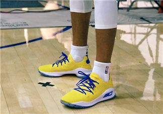 under armour curry 4 low warriors什么时候发售？