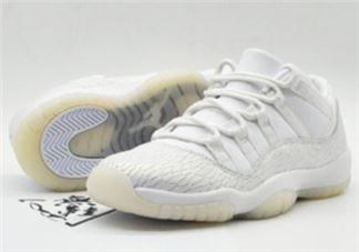 air jordan 11 low爆裂白蛇真假鉴定_真假对比