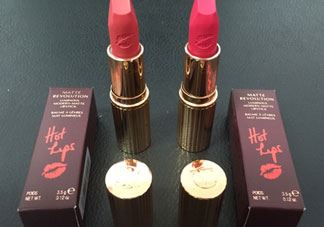 charlotte tilbury hot lips口红色号_试色图