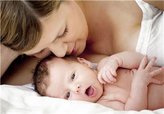 新生儿吃母乳拉稀是怎么回事？新生儿吃母乳拉稀怎么办？