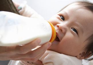 宝宝经常换奶粉好吗？经常换奶粉对宝宝有什么影响？
