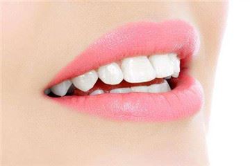 影响牙齿健康的9个坏习惯