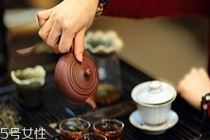 ​金骏眉红茶多少钱一盒 茶叶口感浓厚甘醇