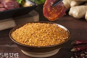 辣椒面长虫还能吃吗 变质不要食用