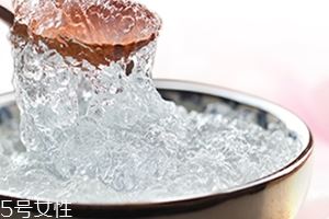 雪燕可以用热水泡发吗？热水vs冷水