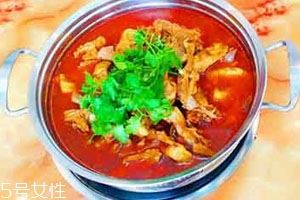 羊肉火锅用什么火锅底料