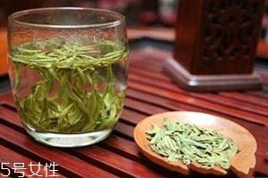 龙井用什么茶具泡好 龙井茶泡水用量