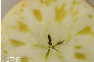 冰糖心苹果烂心是什么原因？冰糖心苹果里面发黑