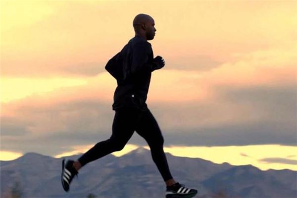 慢跑是有氧运动吗 氧气含量充沛