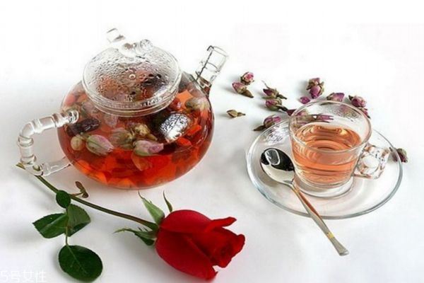玫瑰花怎么泡茶比较好 玫瑰花泡水喝的9大禁忌