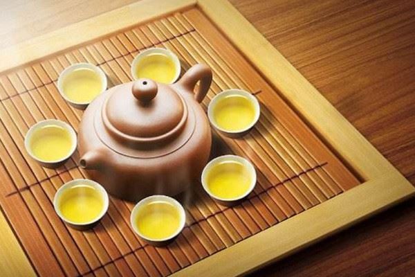 夏天应该喝什么茶 夏天喝什么茶好