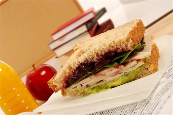 减肥期间可以吃三明治吗 减肥吃三明治会胖吗