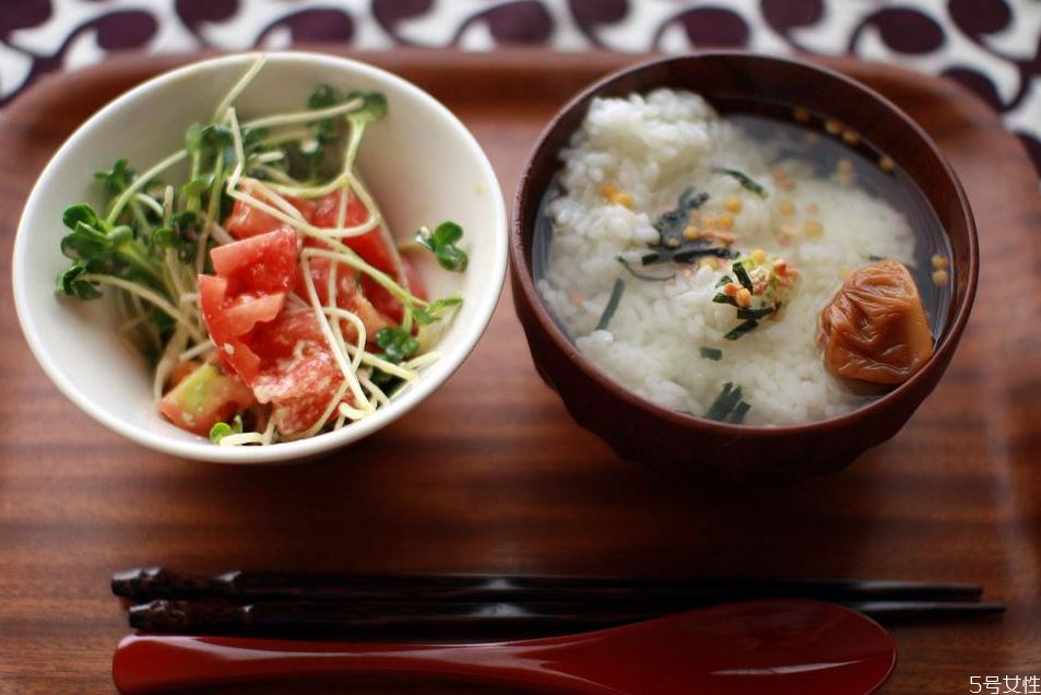 茶泡饭用什么茶比较好 茶泡饭红茶可以吗