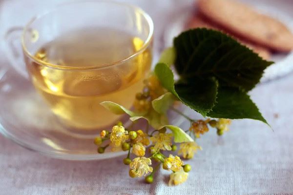 桂花茶用多少度的水冲泡 桂花茶泡出来是什么颜色