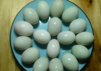  咸鸭蛋为什么没有咸鸡蛋？咸蛋为什么不用鸡蛋